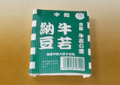 中粒納豆　経木